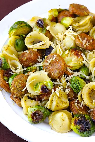 pesto-pasta-with-chciken-sausage-and-roasted-brussel-sprouts